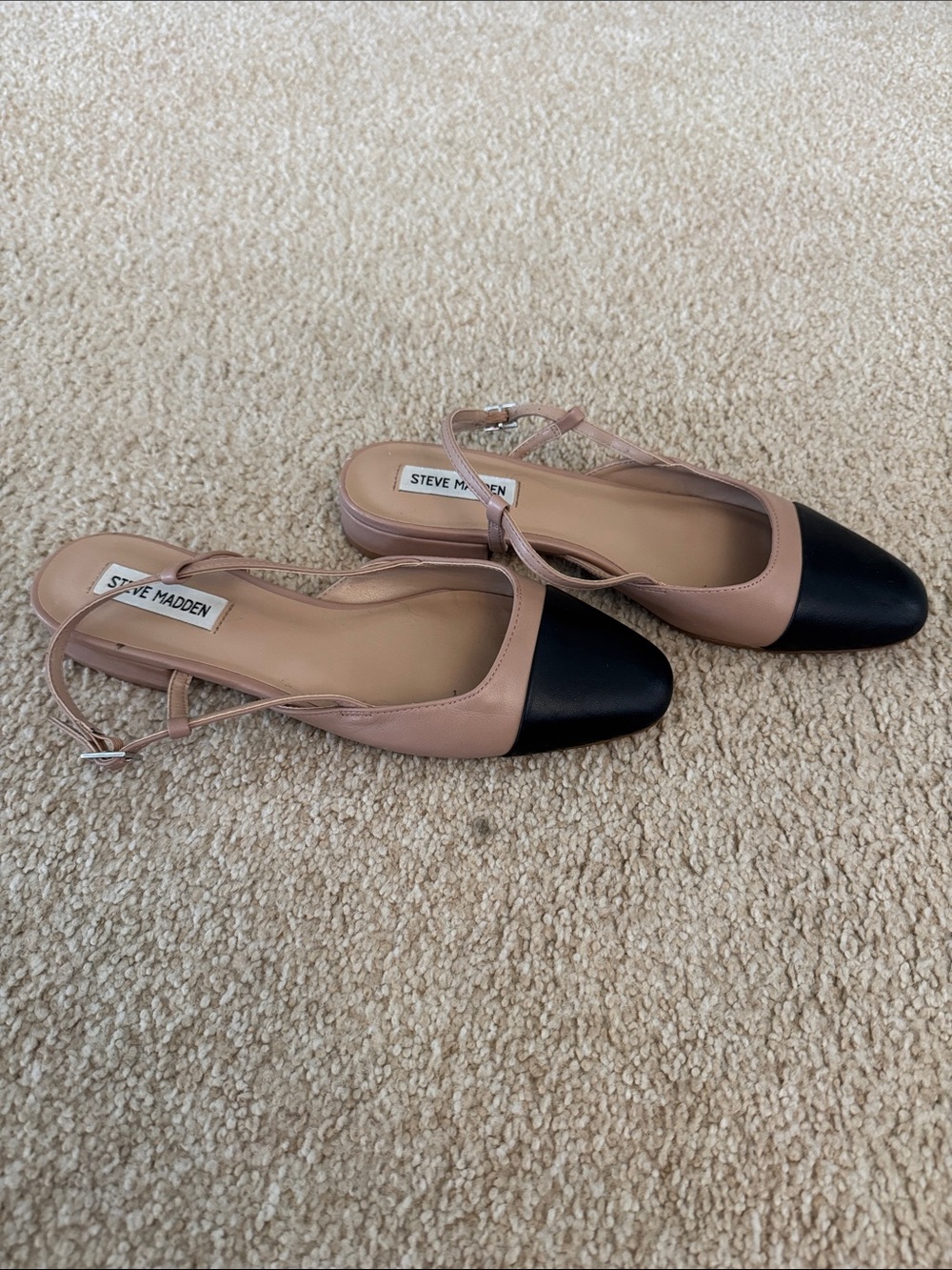 Steve Madden Nude and Black Leather Slingback Flats - Picture 2 of 6